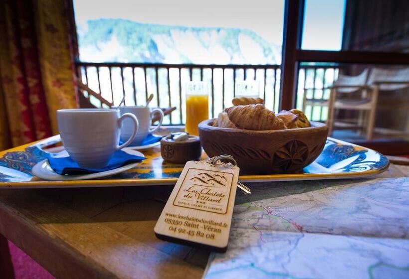 Отель Les Chalets Du Villard