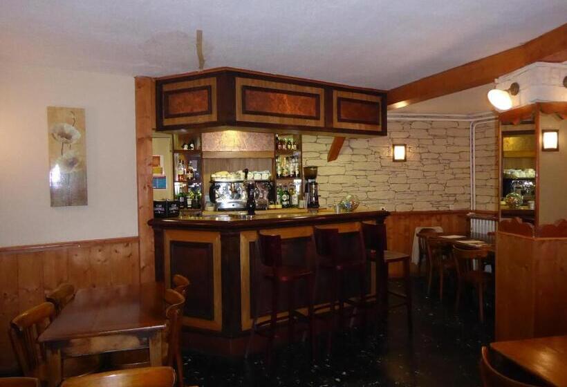 בית מלון כפרי Les Chenets