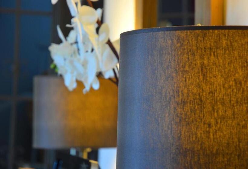 בית מלון כפרי Les Eucalyptus