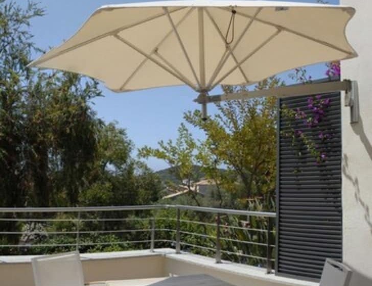 בית מלון כפרי Les Eucalyptus