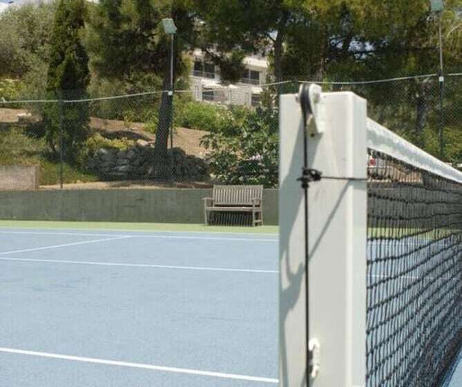 בית מלון כפרי Les Eucalyptus