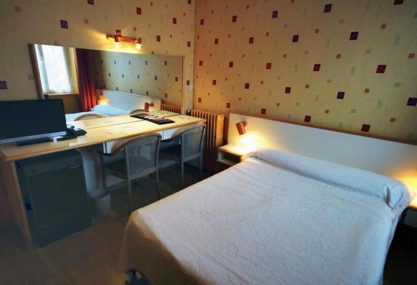 فندق Les Messageries