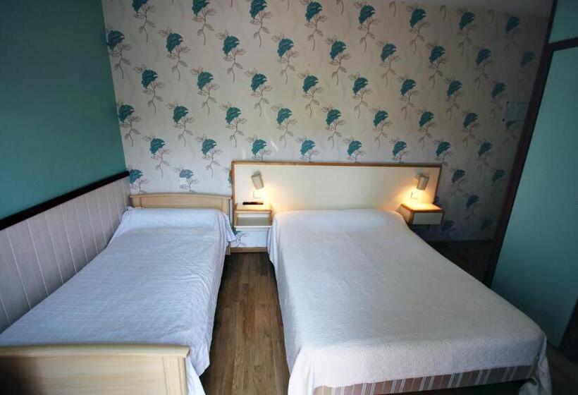 فندق Les Messageries