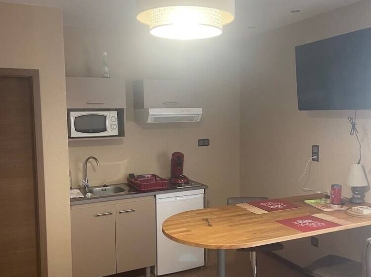 호텔 Les Mirabelles