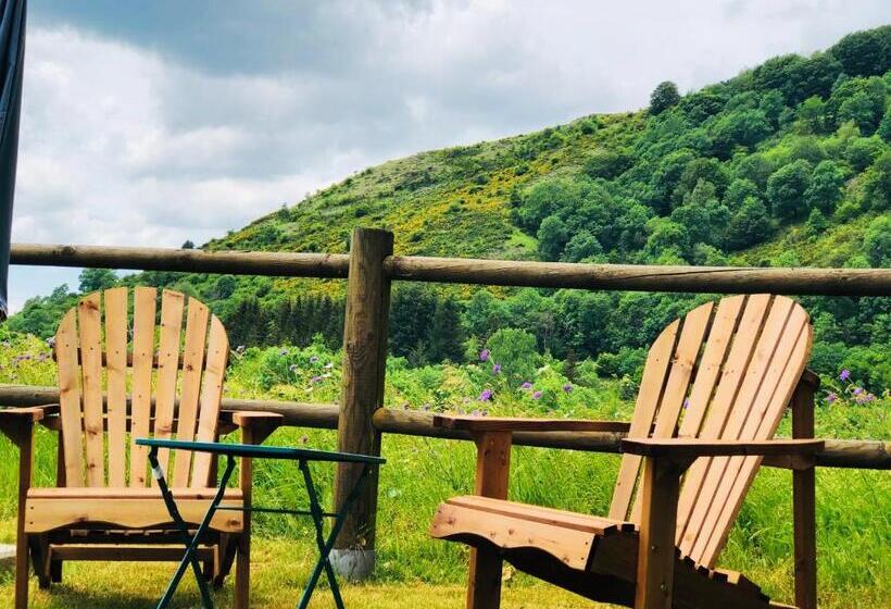 ホテル L'escoundillou