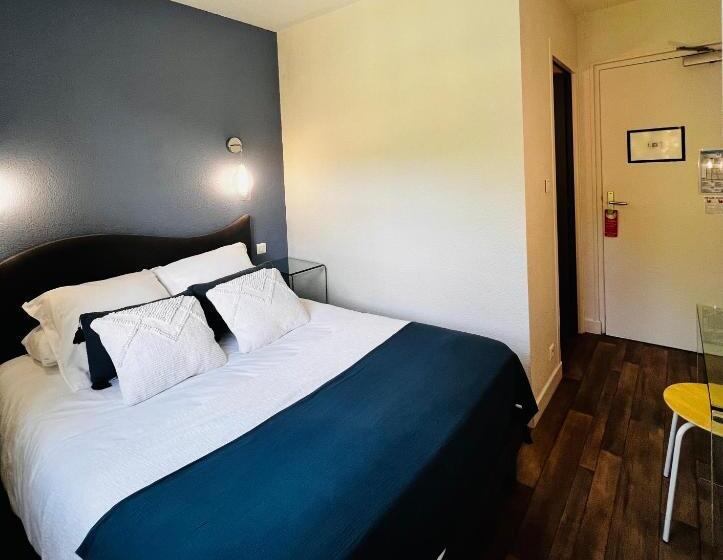 ホテル L'escoundillou