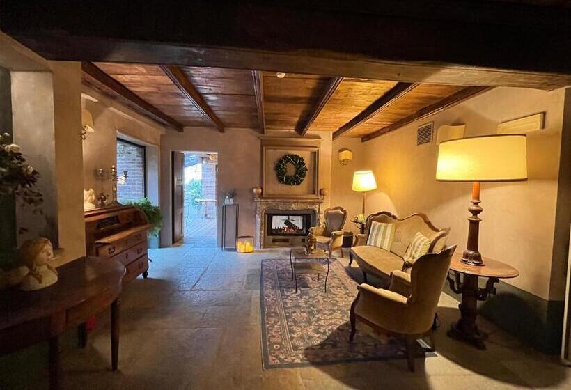 فندق Locanda Maison Verte