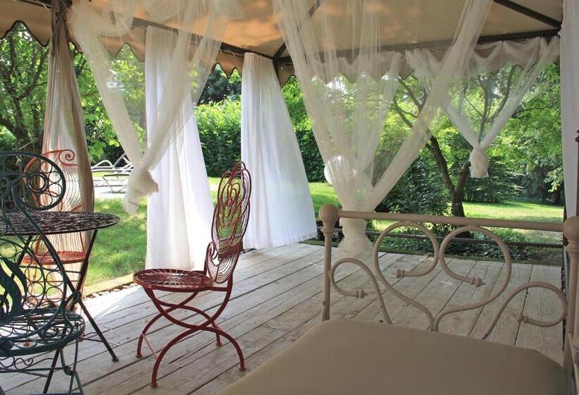 فندق Locanda Maison Verte