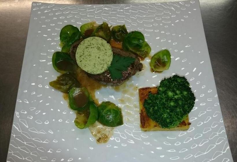 בית מלון כפרי Logis   Hôtel Restaurant Les Tilleuls