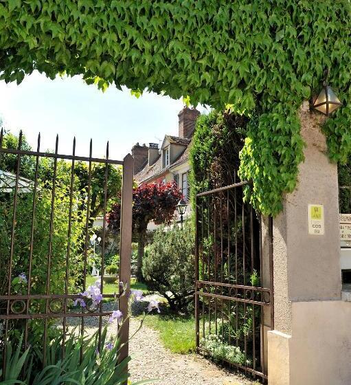 בית מלון כפרי Logis   Hôtel Restaurant Les Tilleuls