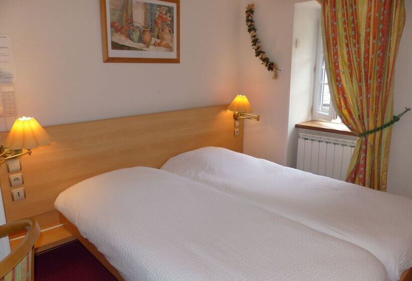 Отель Logis Auberge De L Isard