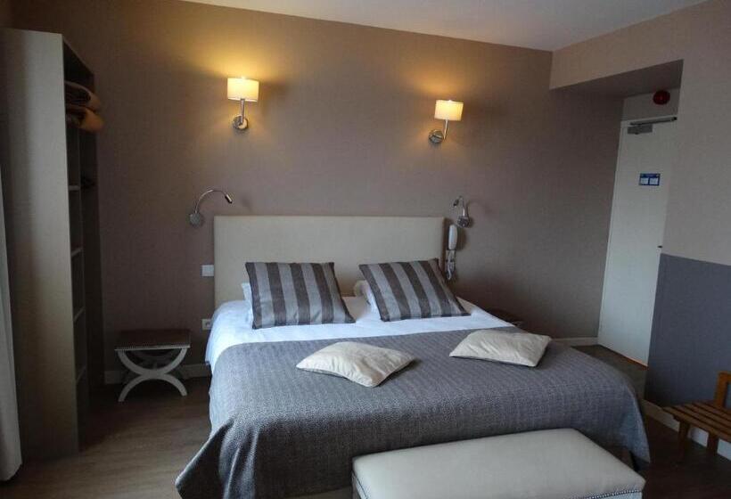 호텔 Logis Auberge Du Valburgeois