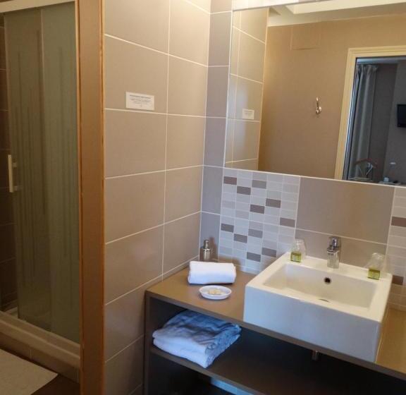 호텔 Logis Auberge Du Valburgeois