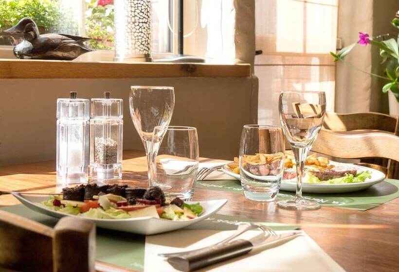 호텔 Logis Auberge Du Valburgeois