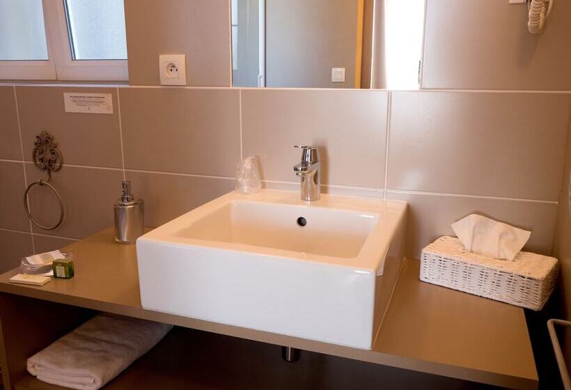 호텔 Logis Auberge Du Valburgeois