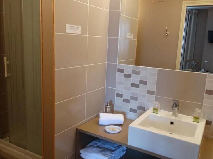 호텔 Logis Auberge Du Valburgeois