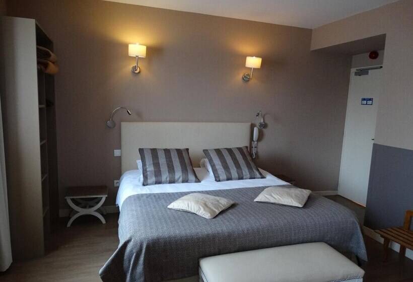 호텔 Logis Auberge Du Valburgeois