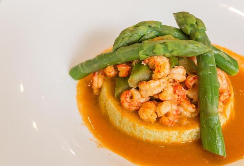 Logis Spa Hotel Restaurant De La Poste