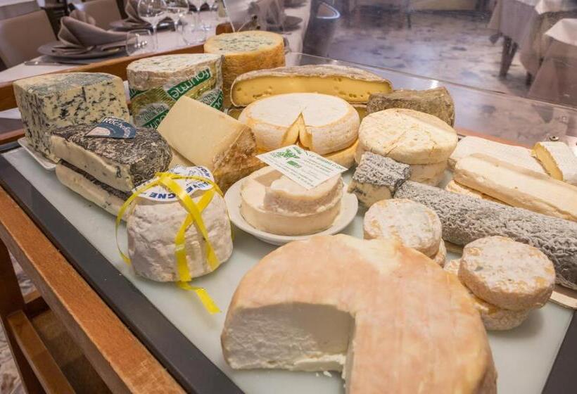 Logis Spa Hotel Restaurant De La Poste