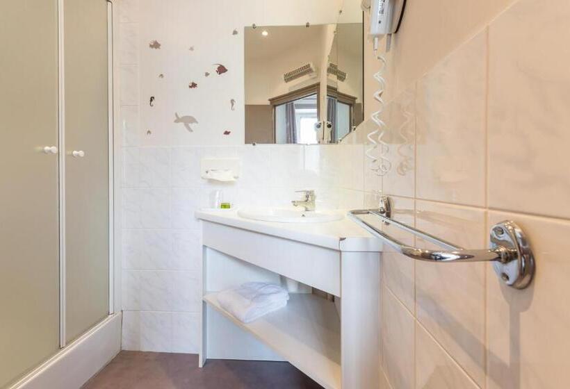 Logis Spa Hotel Restaurant De La Poste