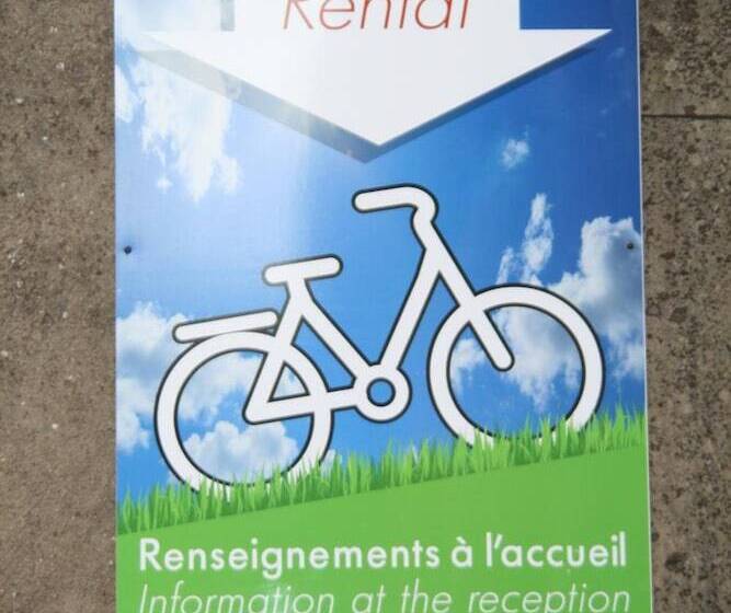 Отель Logis Hostellerie Bressane