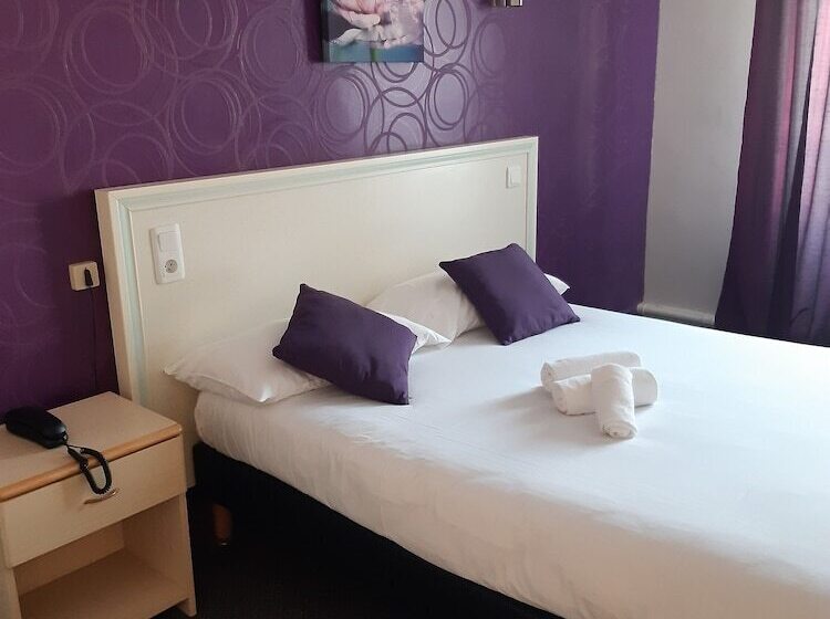 בית מלון כפרי Logis Hostellerie Du Cheval Blanc