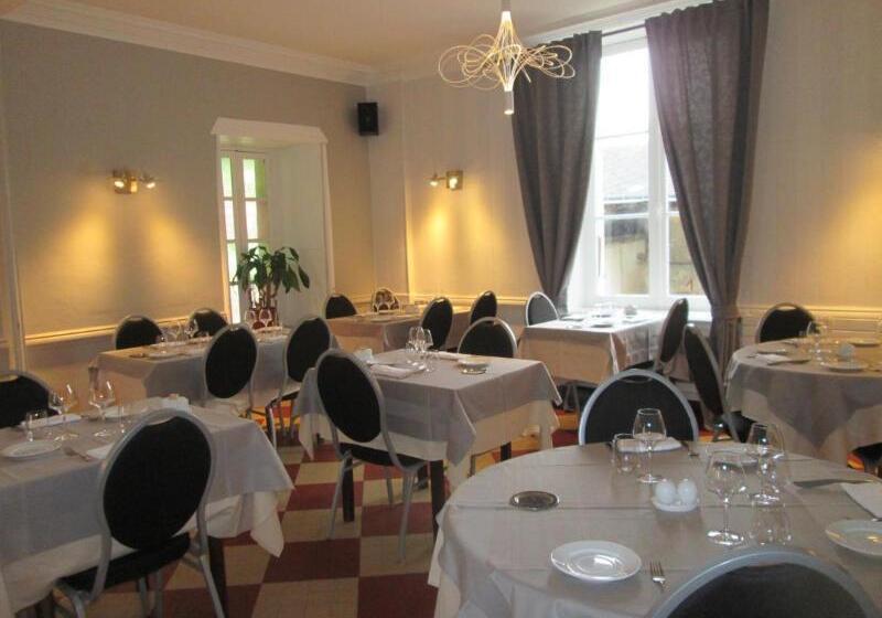 בית מלון כפרי Logis Hostellerie Du Cheval Blanc