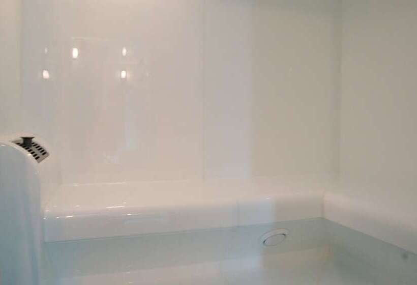 هتل Logis Hôtel Au Tambour