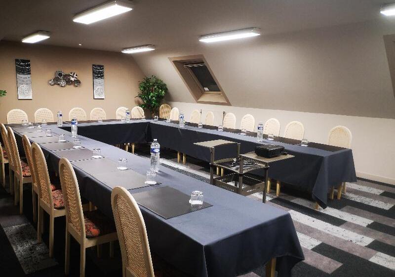 בית מלון כפרי Logis Hôtel La Grassinais Saint Malo