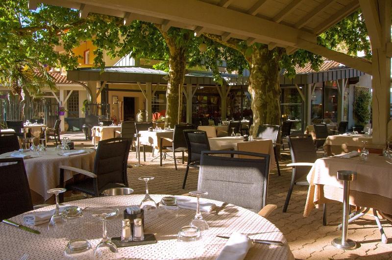 فندق Logis Hôtel Restaurant Chez Nous