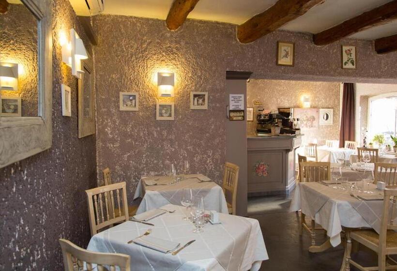 Отель Logis Hôtel Restaurant La Farigoule