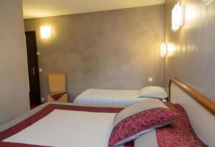 ホテル Logis Hôtel Restaurant La Farigoule