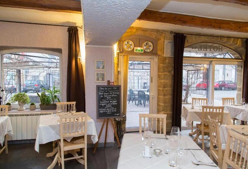 ホテル Logis Hôtel Restaurant La Farigoule