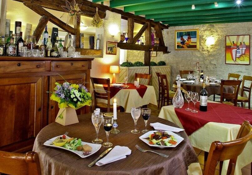 Отель Logis Hôtel Restaurant Le Sorbier