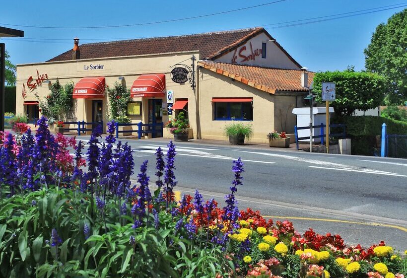 Отель Logis Hôtel Restaurant Le Sorbier