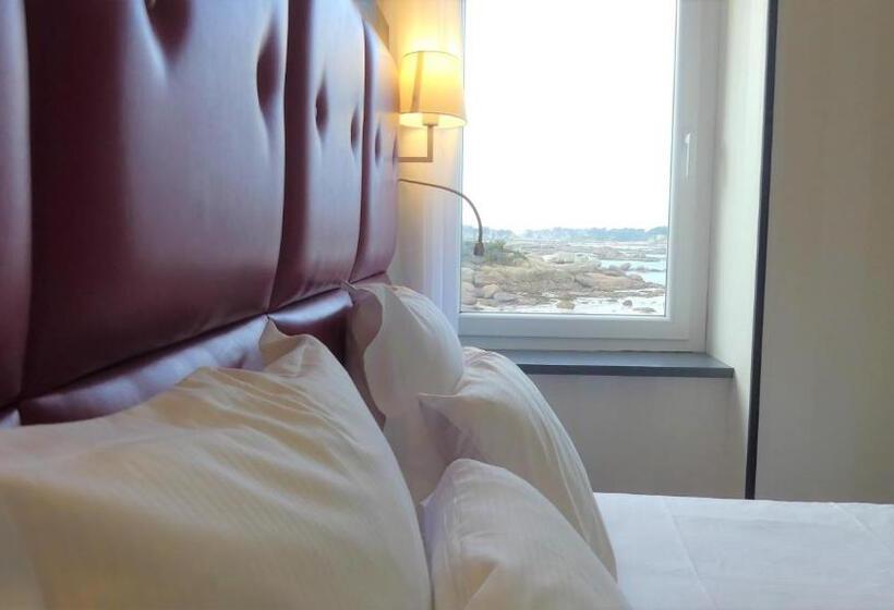 酒店 Logis Hôtel Saint Guirec Et De La Plage