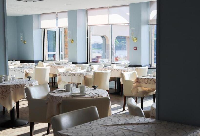 酒店 Logis Hôtel Saint Guirec Et De La Plage