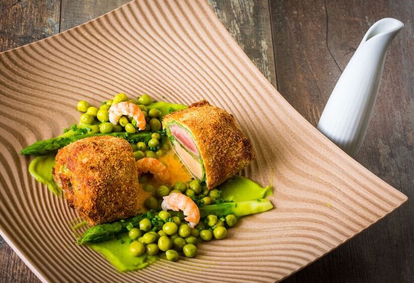 호텔 Logis Hôtels Restaurant La Mère Hamard