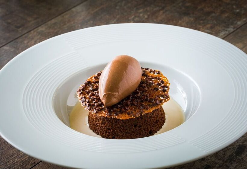 호텔 Logis Hôtels Restaurant La Mère Hamard