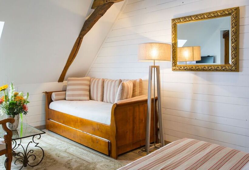 호텔 Logis Hôtels Restaurant La Mère Hamard