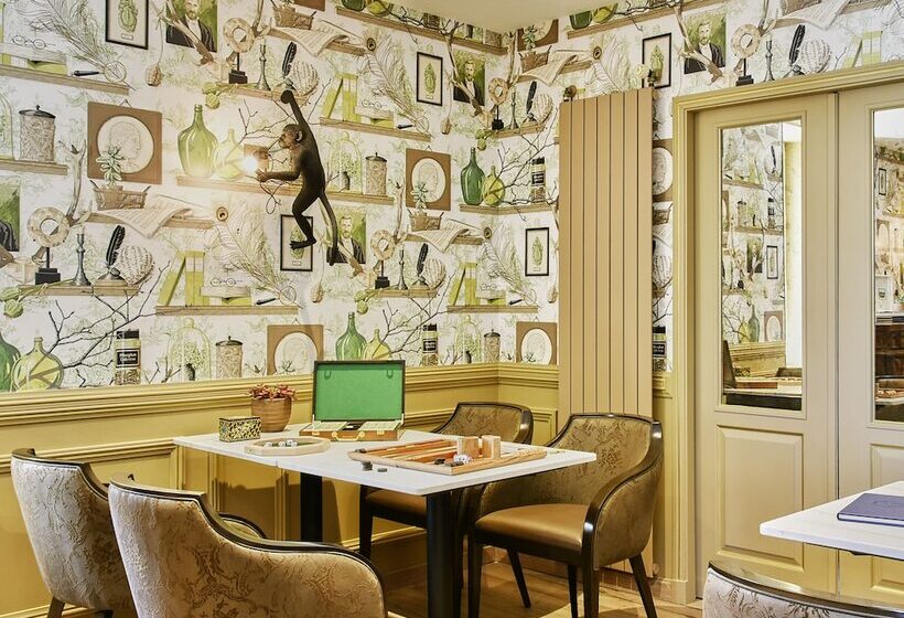 호텔 Logis Hôtels Restaurant La Mère Hamard