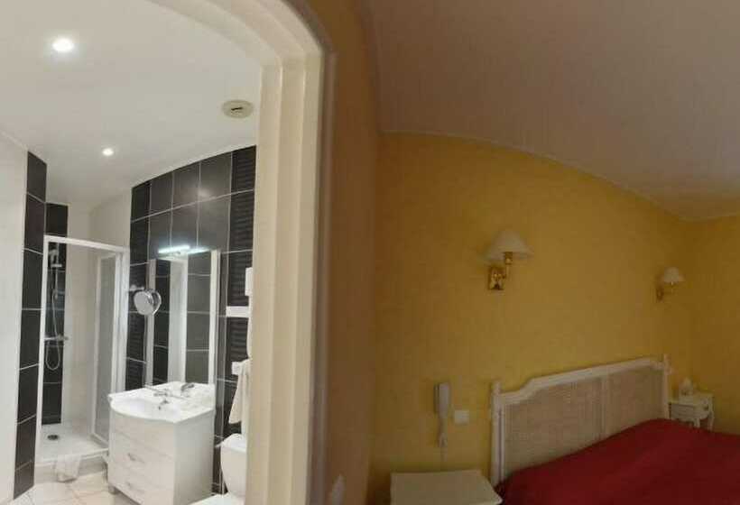 ホテル Logis Le Bretagne