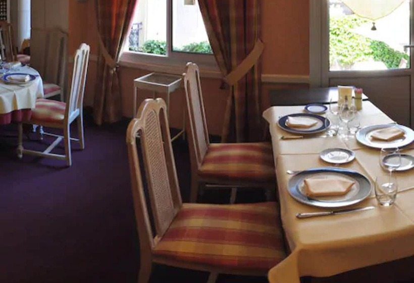 ホテル Logis Le Bretagne