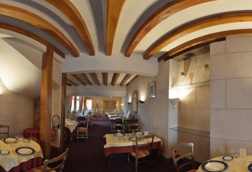 ホテル Logis Le Bretagne