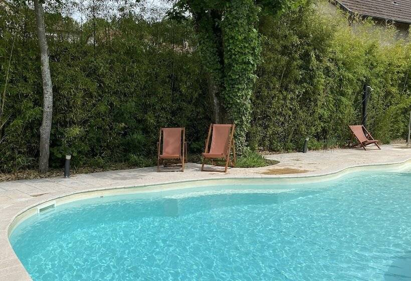 호텔 Logis Relais De La Source