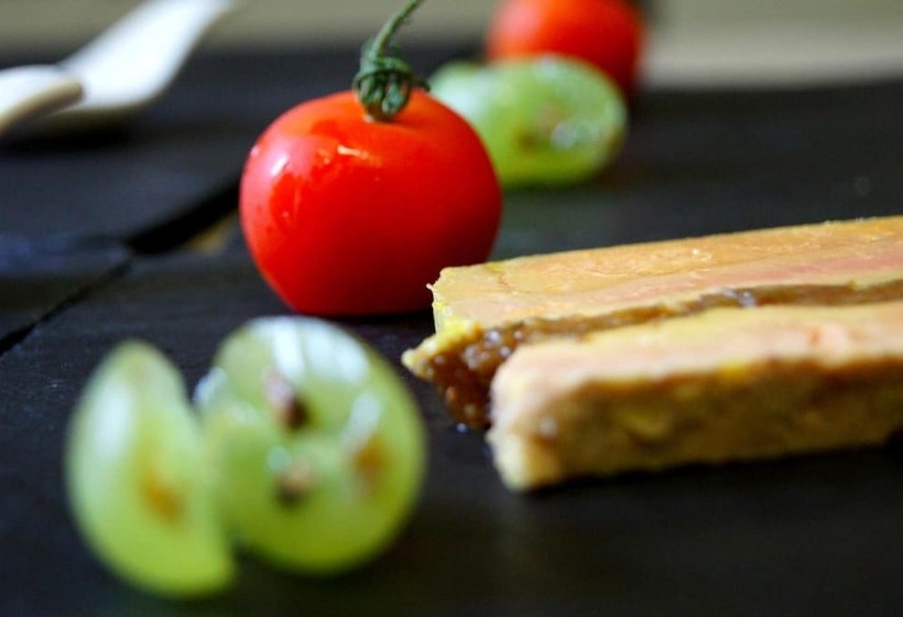 Отель Logis Relais Des Monedieres