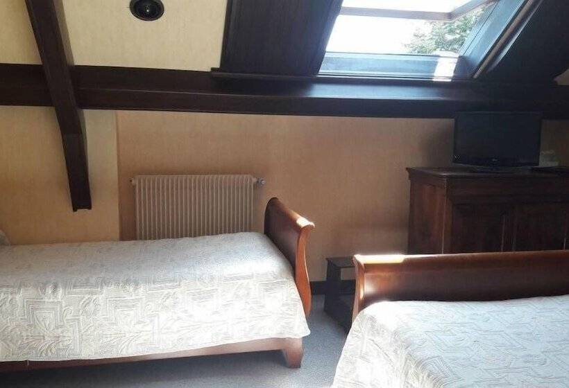 Отель Logis Relais Des Monedieres