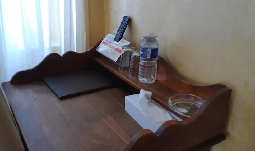 Отель Logis Relais Des Monedieres