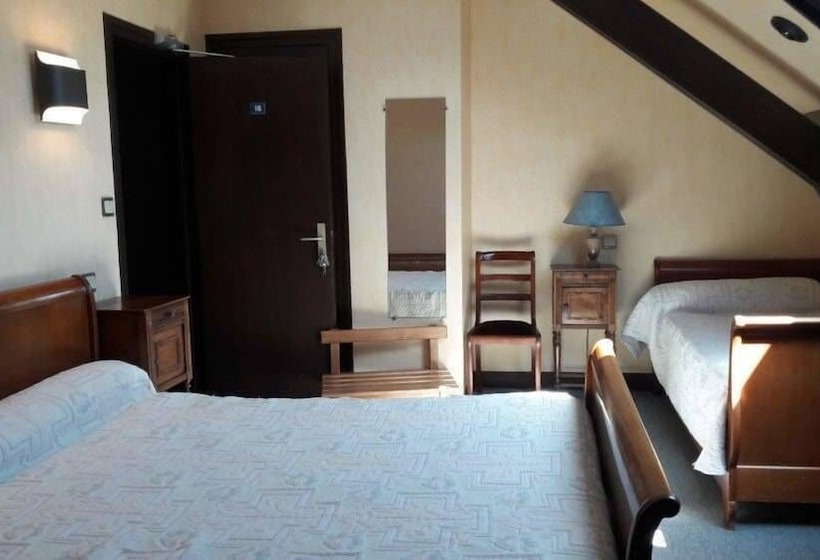 Отель Logis Relais Des Monedieres