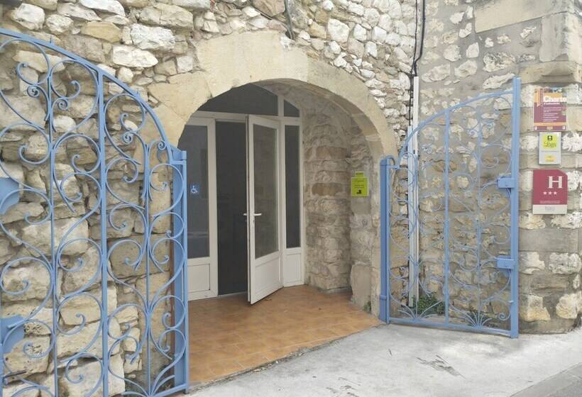 Logis Hotel Restaurant L Esquielle